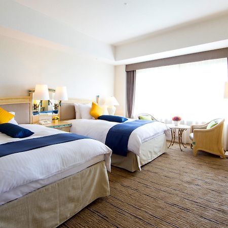 Ana Holiday Inn Resort Miyazaki By Ihg Bagian luar foto