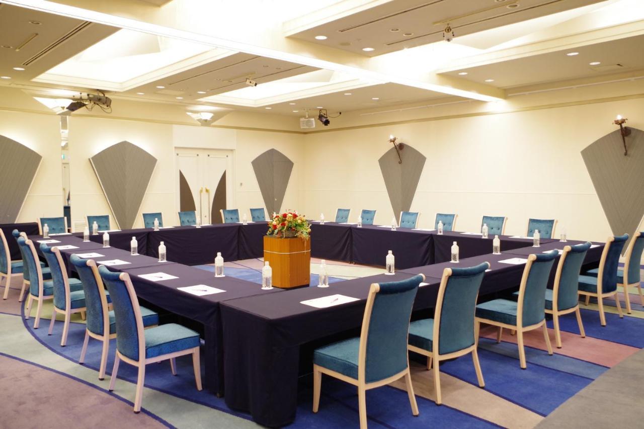 Ana Holiday Inn Resort Miyazaki By Ihg Bagian luar foto