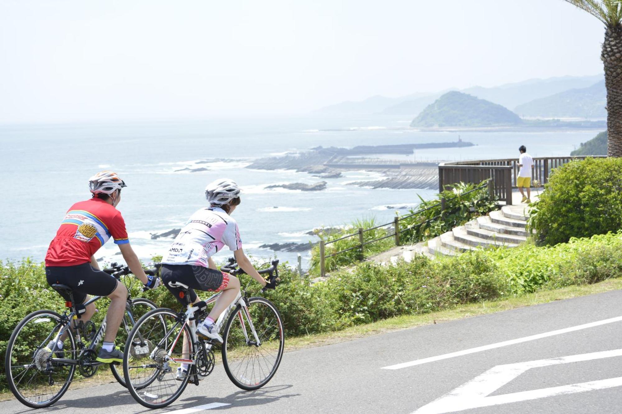 Ana Holiday Inn Resort Miyazaki By Ihg Bagian luar foto